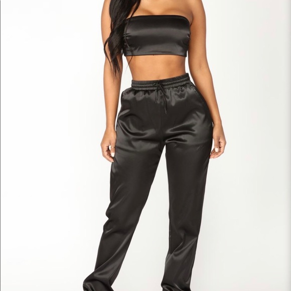 Fashion Nova Other - Fashion Nova Black Satin Pant Suit 🖤